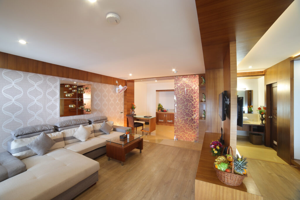 Honeymoon Suite With Jacuzzi Living Room